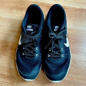 Nike Flex TR5  size 9.5